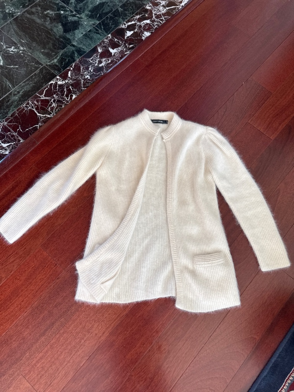 Wemons soft cardigan gently used excellent s/m